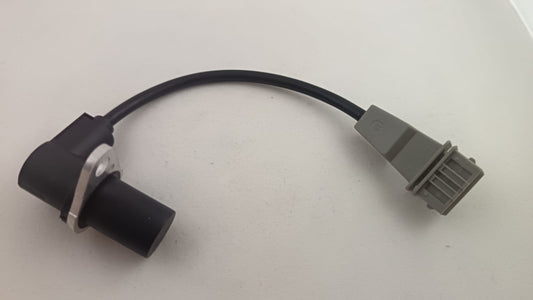FIAT/PEUGEOT/CITROEN/RENAULT/GWM 2.2/CHERRY TIIGO CRANK SENSOR 3 PIN SQUARE PLUG SHORT WIRE